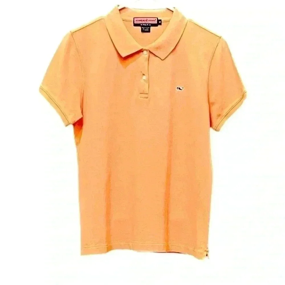 Vineyard Vines Women’s Polo Shirt, size Med.  Pre Owned in Excellent Condition.
